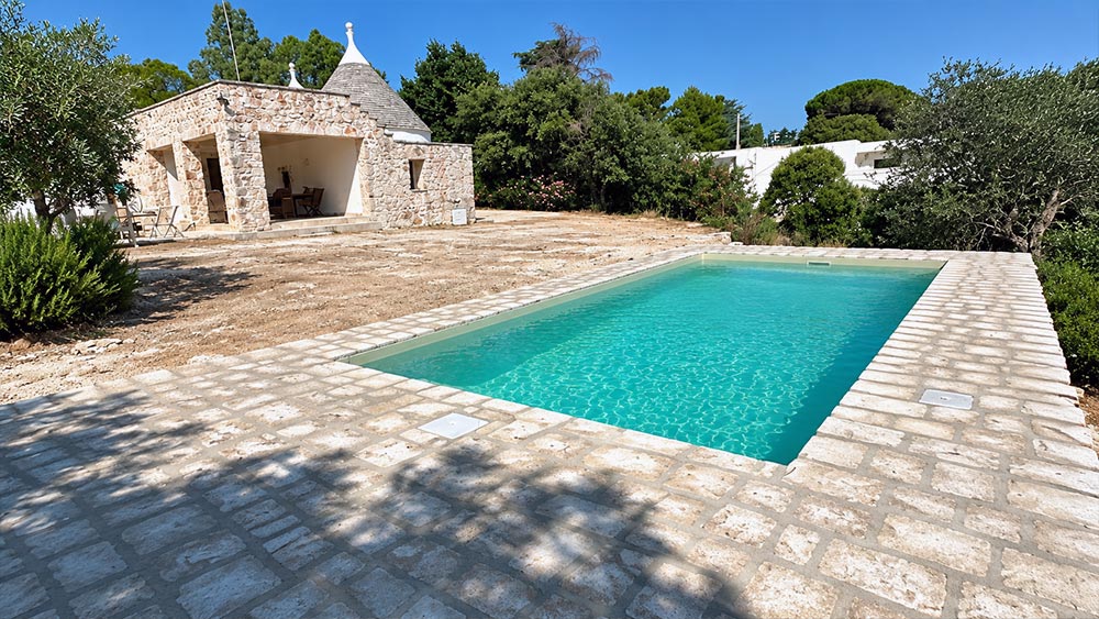 Piscina realizzata a Fasano senza imprevisti in 5 giorni